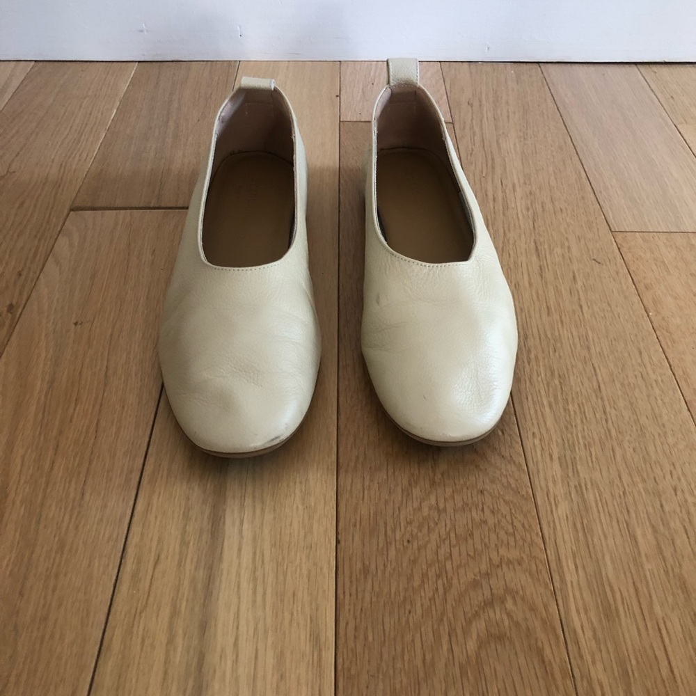 Everlane day glove flat size 9 beige